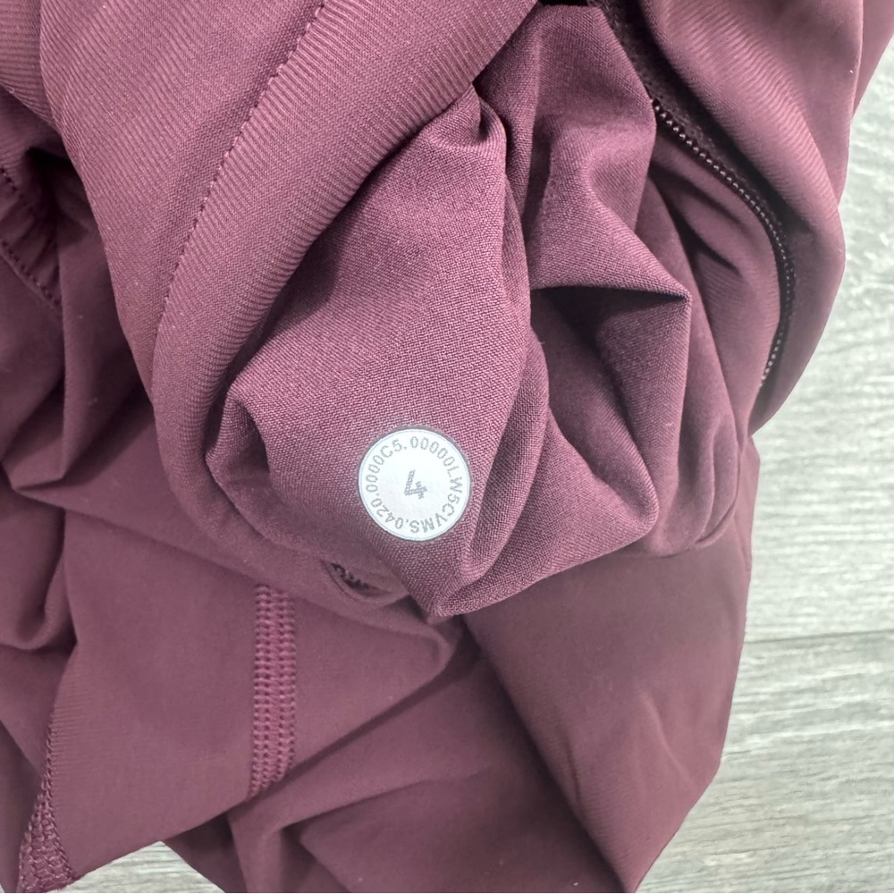 Lululemon Adapted State Jogger Cassis Size 4 High Rise Tapered Athletic - Picture 5 of 12